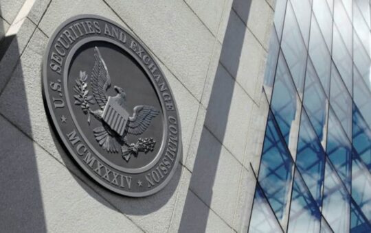 SEC Targets NFTs, Sending Subpoenas to Various Creators and Firms