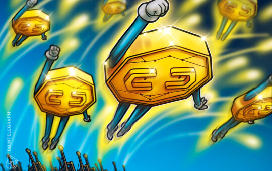 Ocean Protocol, Helium and Chainlink post monthly gains while Bitcoin price consolidates