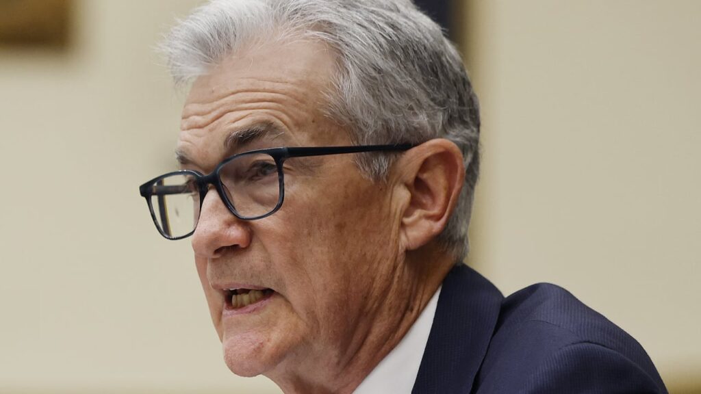 Fed Chair Powell Eases CBDC Concerns: US Far From Direct Fed Accounts, Emphasizes Need for Congressional Approval