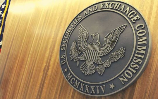 XRP, SOL, and DOGE ETFs Among 72 Proposals Awaiting SEC Approval This Year