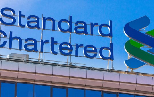 FalconX Taps Standard Chartered in Institutional Crypto Investor Tie-Up