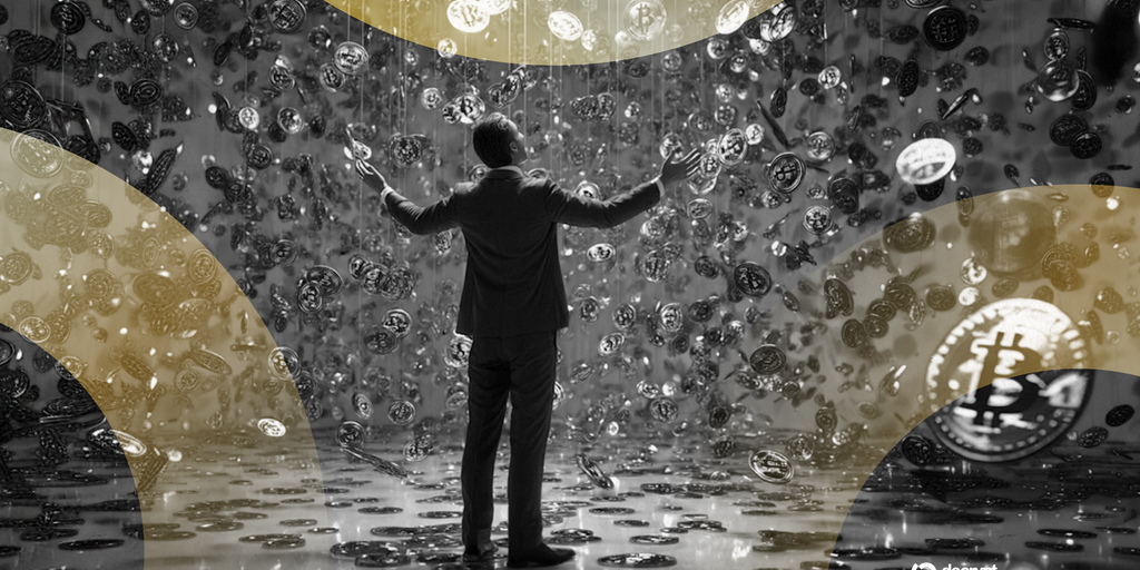 Bitcoin Back Above $120K as Clear Crypto Policy ‘Invites’ Capital, Institutions