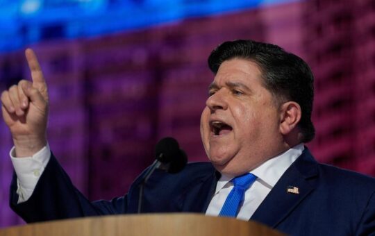 Illinois Governor Accuses Trump of Letting ‘Crypto Bros Write Federal Policy’