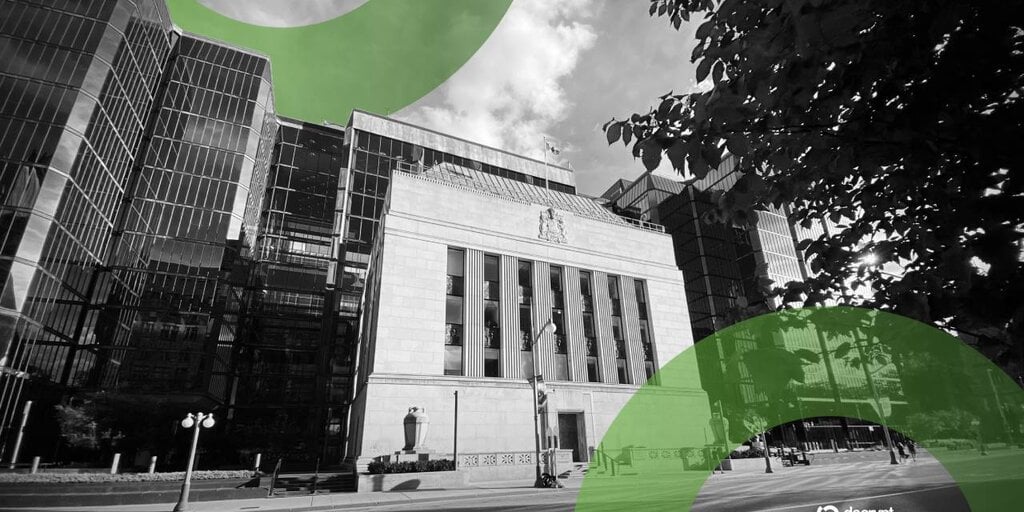 Bank of Canada Calls for Guardrails as Stablecoins Go Mainstream