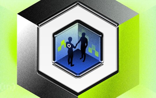 What Could Lift Chainlink's (LINK) Price Beyond ETF Inflows?