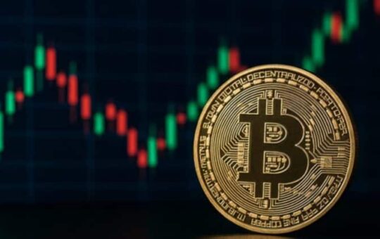 Bitcoin ETFs record $471 million in largest daily inflows in over a month